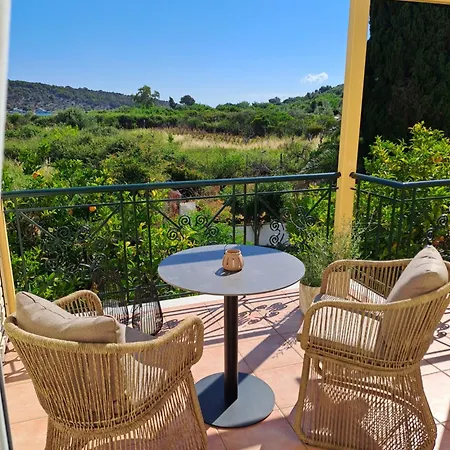 το είδωλον Sea Maisonettes & Lejlighed Epidaurus