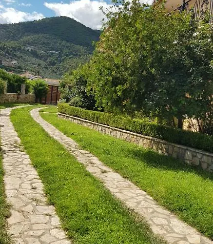 το είδωλον Διαμέρισμα *